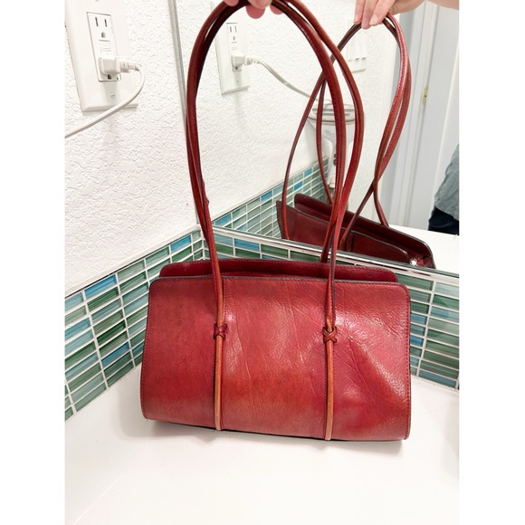 VINTAGE Italian 🇮🇹 Leather Top Handle Barrel bag Wilson’s Pelle Studios - Picture 2 of 14